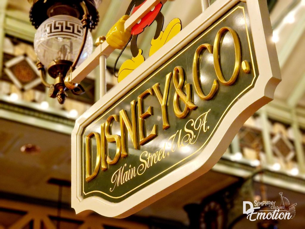 Image d'un magasin pour enfants à Disneyland Paris, Disney & Co.