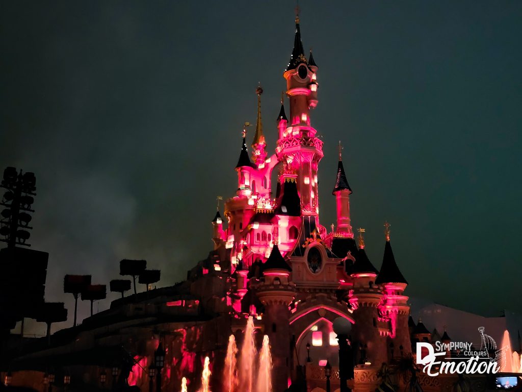 Scène des lanternes dans Disney Dreams!