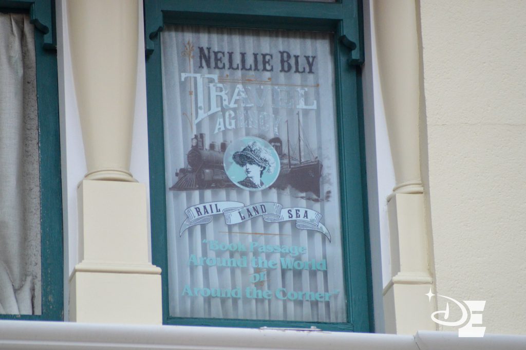 Agence de voyage, fenêtre Main Street U.S.A.