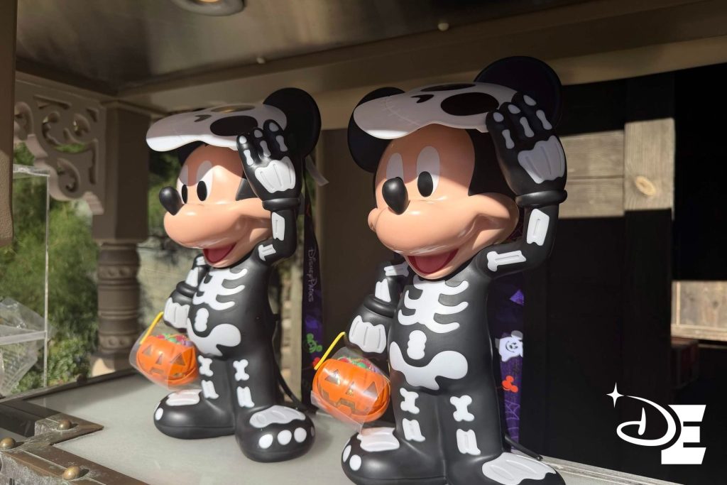 Halloween 2026 seau à pop-corn Mickey 

