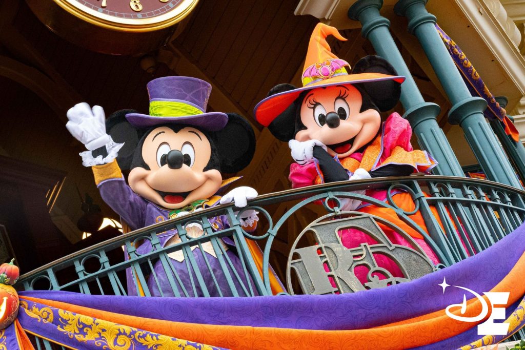 Les costumes de Mickey et Minnie à Halloween 