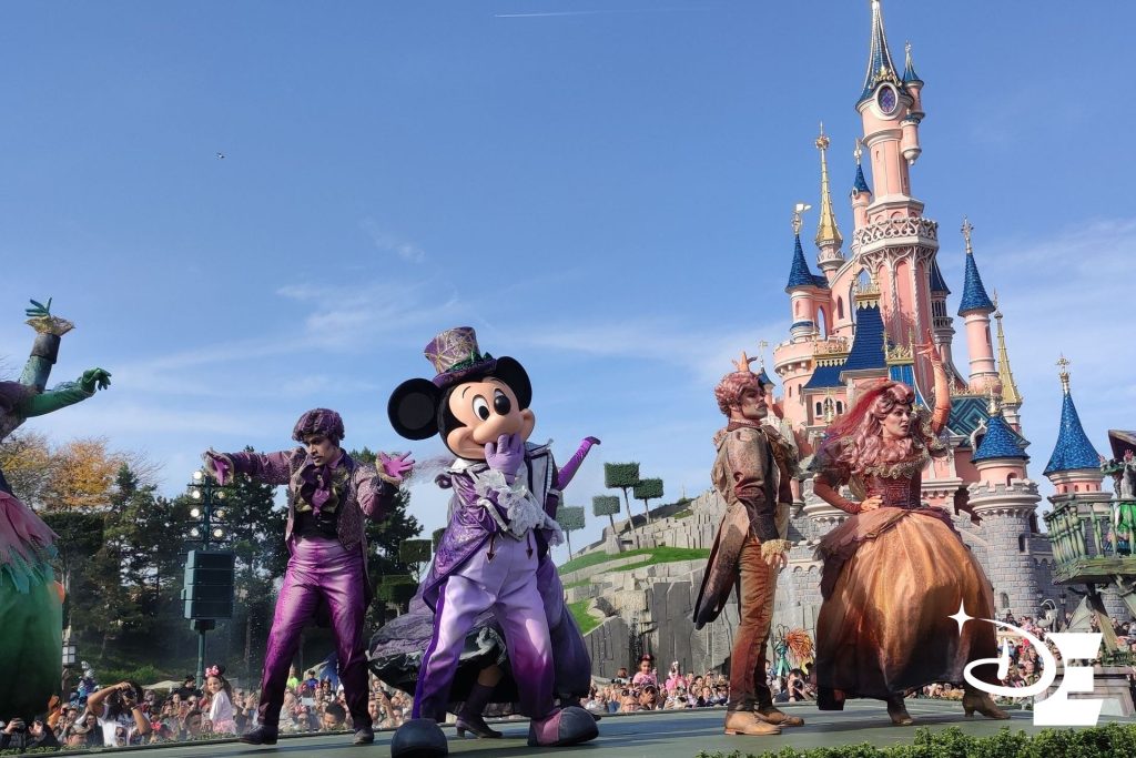Célébration Halloween de Mickey 